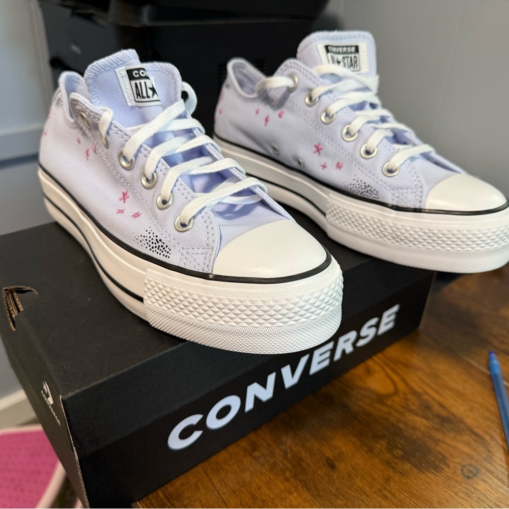 Converse White and Pink Star Low-Tops